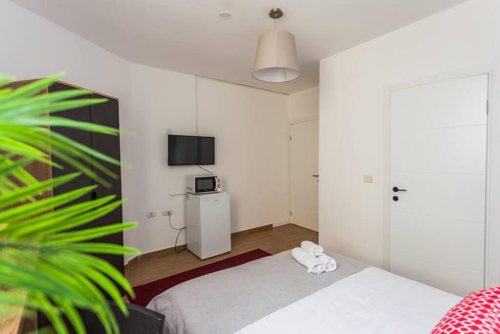 Perfectly Located Studio, Seaview, 2 Min To Sea! #6 Apartment เทลอาวีฟ ภายนอก รูปภาพ